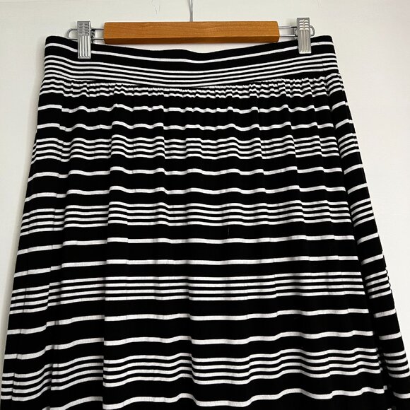 LOFT // Black & White Striped // Maxi Skirt // Size M - Picture 3 of 5